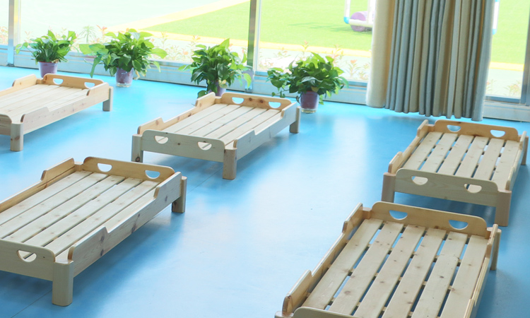 木質(zhì)一體床