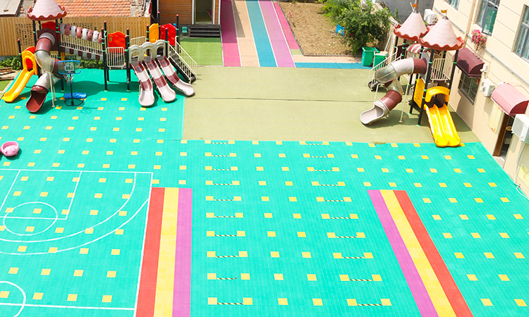 懸浮式拼裝地板